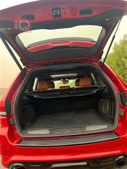 جیپ گراند شیرۆکی